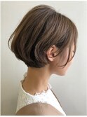 20代30代40代抜け感ショートレイヤーミルクティベージュ