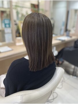 アッシュ 行徳店(Ash) 白髪ぼかしハイライト