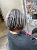 20代30代大人可愛い小顔ボブ前下がりショートアンブレラカラー