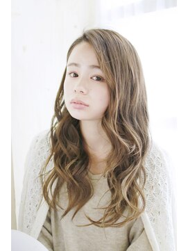 プリズム ヘアーデザイン みずほ台店 毛先グラデーションのミックスカール