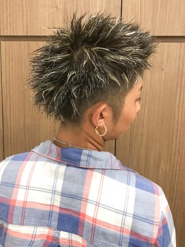 コジック ヘアアンドアイ(Cogic hair & eye) メンズカット2ブロックツイストパーマハイライトメッシュ