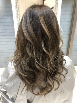 ビス ヘア アンド ビューティー 西新井店(Vis Hair＆Beauty) ハイライト/バレイヤージュ/くせ毛風パーマ/大人かわいい
