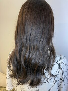 ジーナ 船橋(Zina) オトナ女子ツヤ髪アッシュカラーふんわりミディシースルーバング