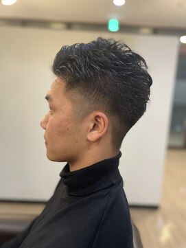 ヘアー デザイン トゥナンテ(hair design tunante) フェードカット