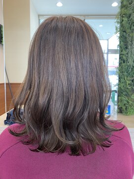 アローズソワン(HELLO'S SOIN) 透明感が最高！ミルクティーベージュ！