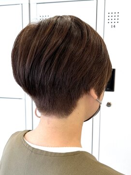 グランデュール 藤枝店(GRANDEUR) 刈り上げショートマッシュ