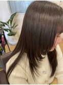 ストレートをしてもワンカール可能な軽やかロングスタイル