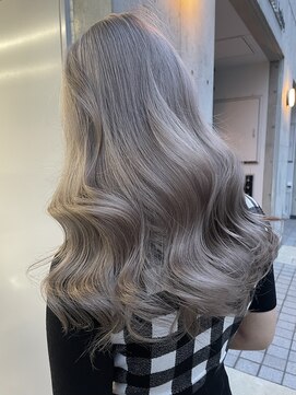ブロンド(Blonde) ミルクティーベージュ/アッシュ/髪質改善