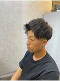 テーパーフェード/2ブロック/スパイキー