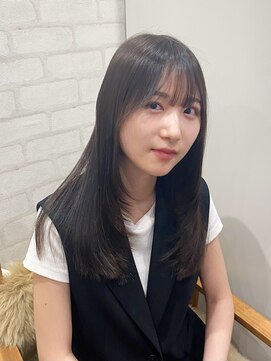 ジーナ 博多(Zina) 【 shiori 】ワンカールでこなれ感♪