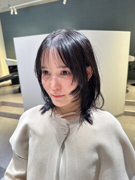 アム(amu) ハッシュカット/ウルフカット/レイヤーカット/ハッシュレイヤー