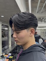 ニコ トウキョウ ロジック(nico TOKYO Logic)&nbsp;センターパートニュアンスパーマ曲がる縮毛矯正