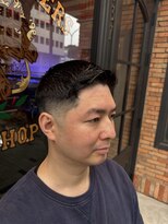 フォーコーナーズ(Four Corners)&nbsp;スキンフェードツーブロック刈り上げジェットモヒカンマンバン