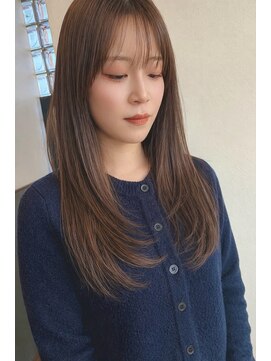 リム(RiM...) レイヤー初心者におすすめ！胸上レイヤー