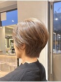 ★50代～人気のショートヘア！ミルクティーベージュ横浜ショート