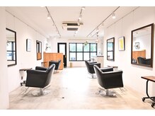 リスブラン(Lis blanc)の雰囲気（美術館をモチーフとした店内でくつろぎの時間をお過ごし下さい♪）