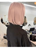 ピンクベージュ