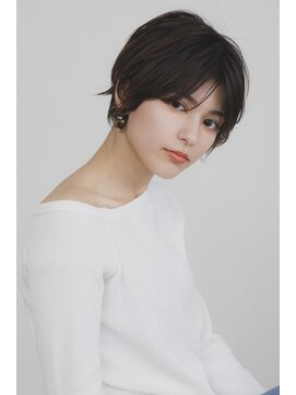 ルカ(Luca) おとなかわいいセンターパートショート//20代・30代・40代◎