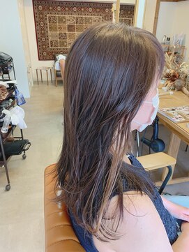 スケール(SCALE) 耳掛けしても可愛いインナーカラー