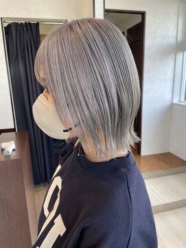 アース 前橋店(HAIR&MAKE EARTH) ホワイトシルバーローライトケアブリーチイルミナカラー