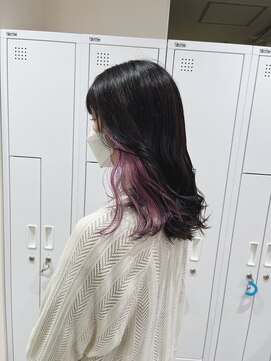 エン(eNN) 黒髪でも出来る出来るオシャレヘアー/パープルインナーカラー