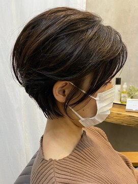 エルア 辻堂(LR.) 大人ハイライト/シークレットハイライト/抜け感ベージュショート