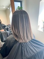 ジジ アドラーブル ヘア サロン(JiJi ADRABLE HAIR SALON)&nbsp;バレイヤージュ×ホワイトグラデーションボブ