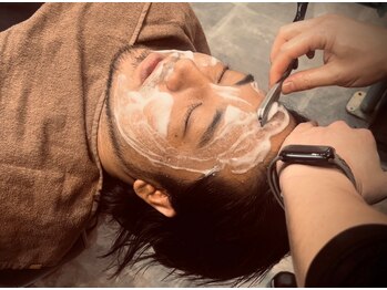 アルファベットシーガム(C gam)の写真/＜西川口徒歩5分★＞他とは一味違う―カミソリ・レザーを使ってワンランク上の仕上がりで男の嗜みを！！