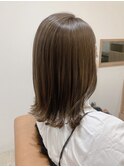 透け感グレージュ