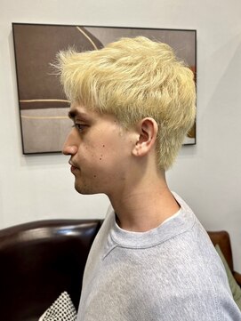 ボタンヘアー 日吉(BoTaN HAIR) ハイトーン/メンズショート/ブリーチカラー/ジェットショート