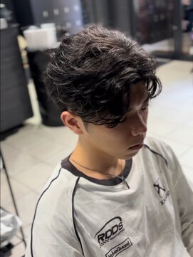 アウル 心斎橋(owl) フェザーパーマ/ニュアンスパーマ/センターパート/メンズパーマ