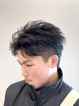 リンダ(LYNDA) スパイキーショート/フェザーパーマ/短髪/ツーブロック/仙台