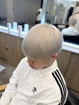 メンズサロン キング 梅田店(Men’s salon K!ng)&nbsp;波巻きツイストスパイラルパーマ/フェザーパーマ/眉毛/メンズ