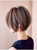 riley大人丸みショートボブ