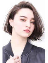 モニカ 西宮北口(Monica)&nbsp;センターパート大人かわいいグレージュナチュラルボブ