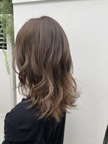 イヴァン アンド リズ 奈良店(IVAn & LIZ) ベージュカラー