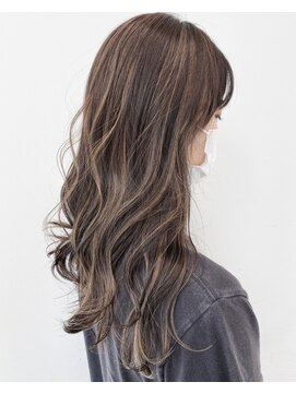 イース バイ アンブルリュクス 北千住(Ease by amble luxe) イルミナカラー/白髪ぼかし/アディクシーカラー