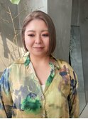 ハイトーン ボブヘア ワンレングス 切りっぱなしボブ ベージュ