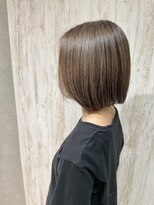 ゼルレーヴ(ZELE reve)&nbsp;白髪ぼかし★大人切りっぱなしボブ