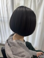 ツムグ 代官山店(TUMUGU)&nbsp;白髪ぼかしアッシュブラックミントアッシュ×小顔ショートボブ