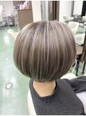 大人可愛い20代30代40代小顔ハイライトショートボブ