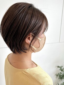 アーティック ヘア ディーヴァディーヴォ エイル(ARTIC HAIR DIVA DIVO Ailes)の写真/再現性◎の大人ショートはお任せ!骨格・髪質・クセを見極めたカットで、伸びても扱いやすいスタイルへ！