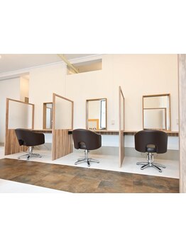 【カット専門店 ￥1800(税込)】レディースメンテナンスカットのお客様も多数！妥協しない上質な施術を＊