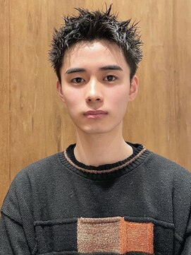 ケイトテイラー(KATETAYLOR) 刈り上げニュアンススパイキーショート