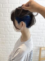 インデックスヘアー 錦糸町店(in'dex hair)&nbsp;インナーカラーデザインカラー刈り上げ女子 ツーブロック ブルー