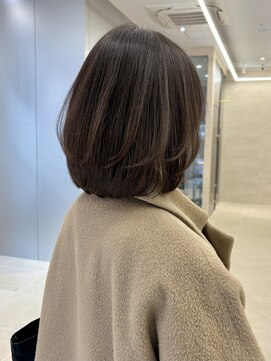 横浜髪質改善ミディアム内巻きワンカールレイヤーハッシュボブ
