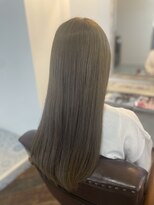 スニップヘア(snip hair)&nbsp;ブリーチありグレージュカラー