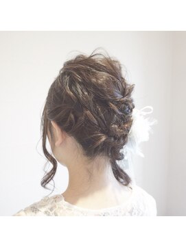 シャイロ(ShyRoh) 結婚式&二次会 ヘアアレンジ