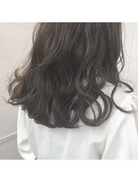 ナンバー アンフィール 渋谷(N° anfeel)&nbsp;ニュアンスウェーブ♪ピュアグレー