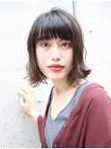 切りっぱなしボブ　